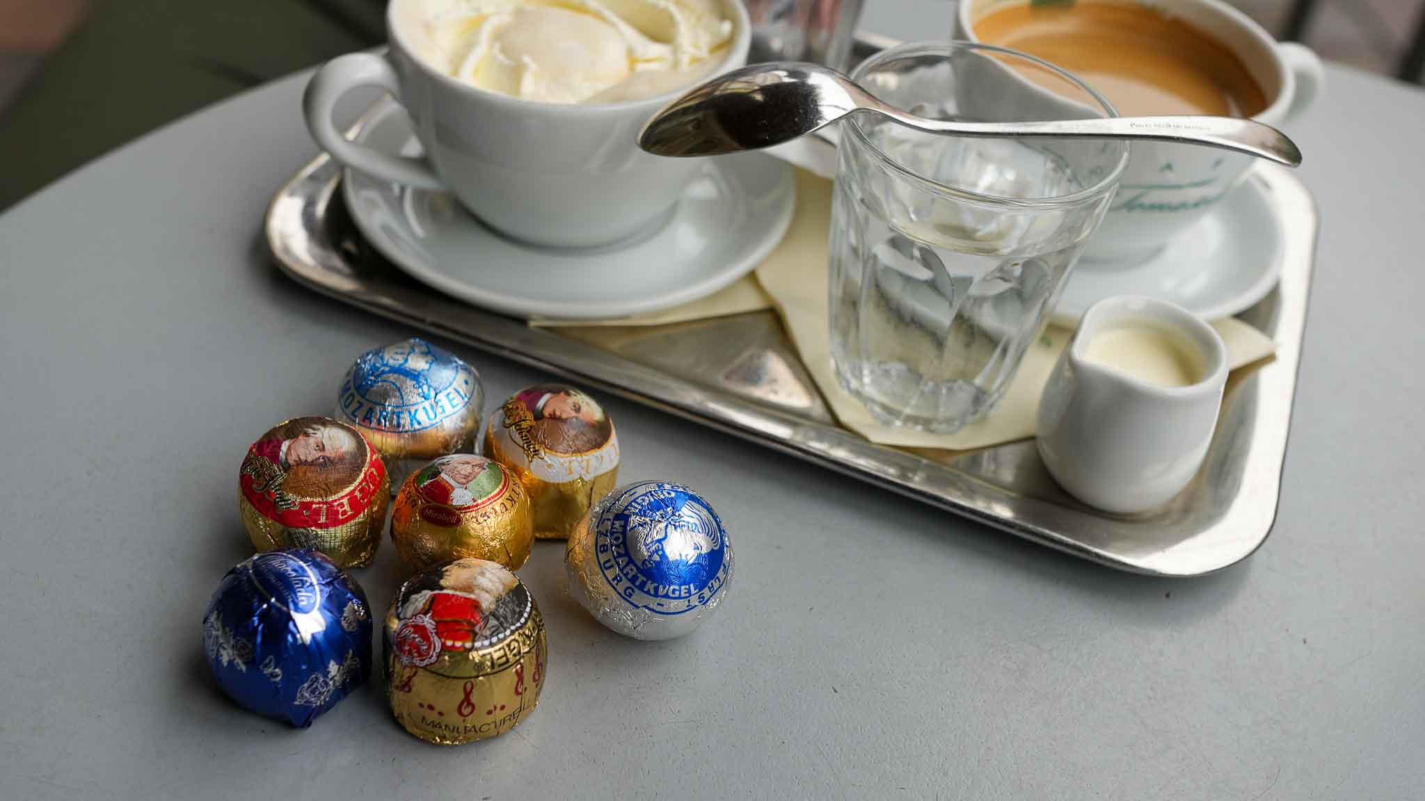 Die ultimative Verkostung von Mozart Kugeln